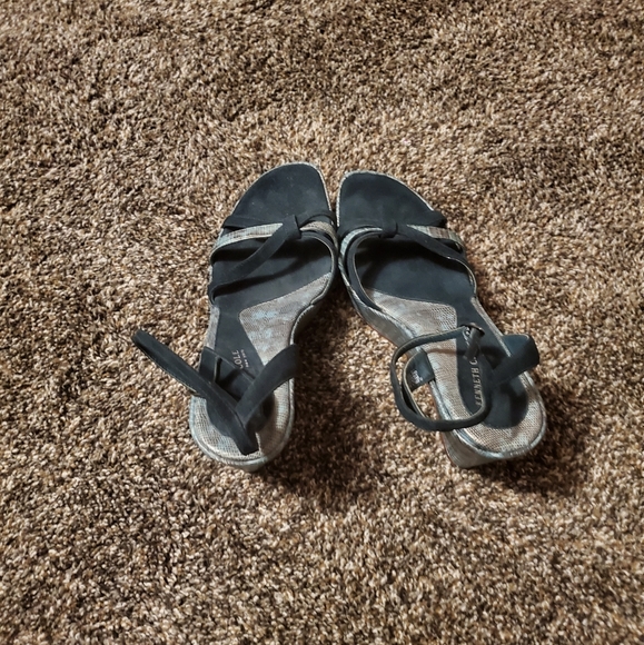 Wedge sandals - Picture 2 of 4